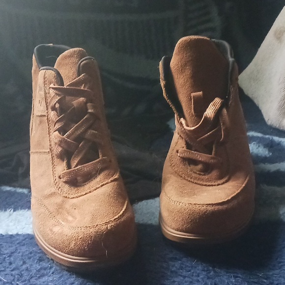 Sorel - Picture 4 of 5